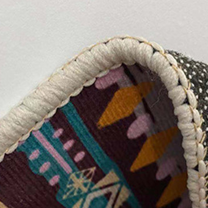 Light Graphic Modern Rug Polyester Triangle Rug Non-Slip Backing Rug for Living Room