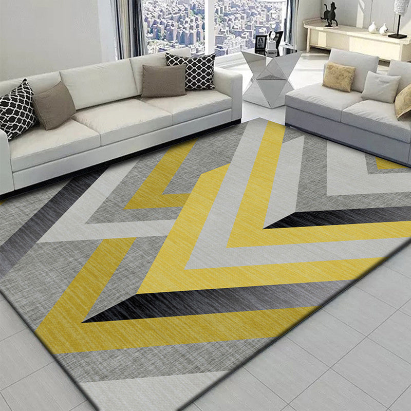 Simple Triangle Print Rug Polyester Area Carpet Non-Slip Backing Indoor Rug for Home Decoration