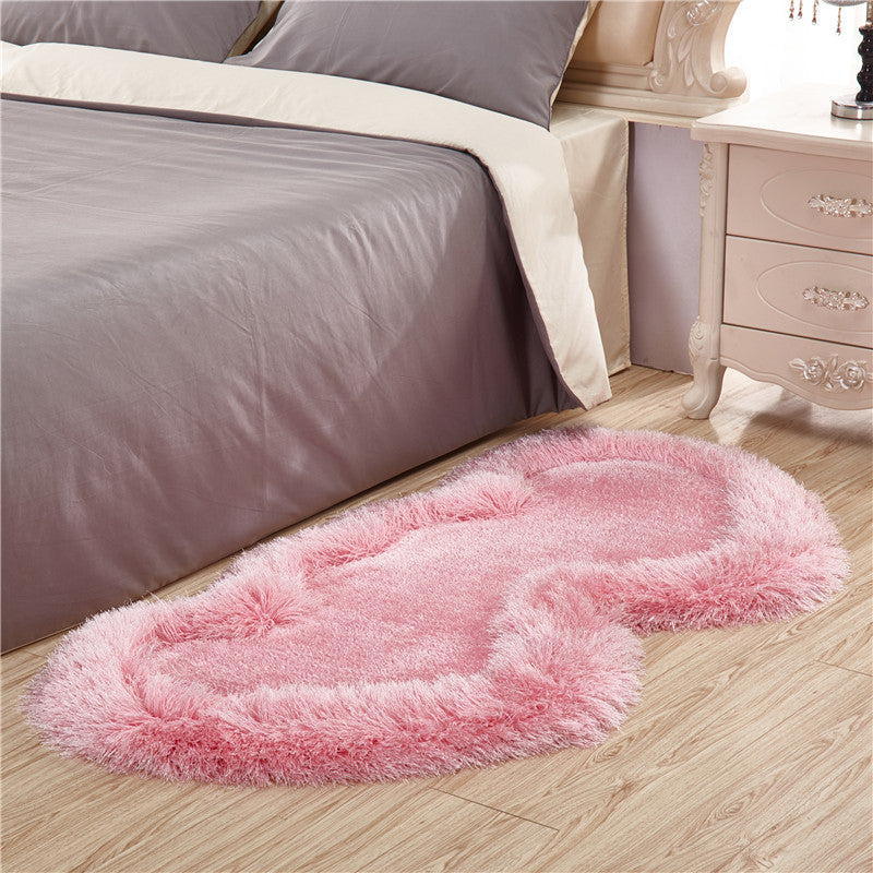 Stylish Plush Area Carpet Solid Color Polyester Area Rug Easy Care Rug for Bedroom