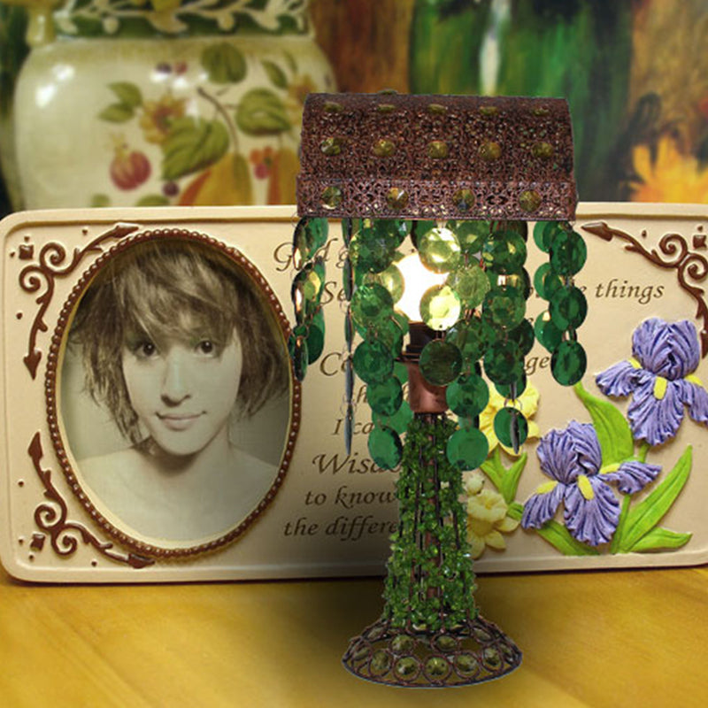 Lámpara de mesa nocturna en cascada bohemia 1 Bulbo de metal de metal iluminación en verde para dormitorio