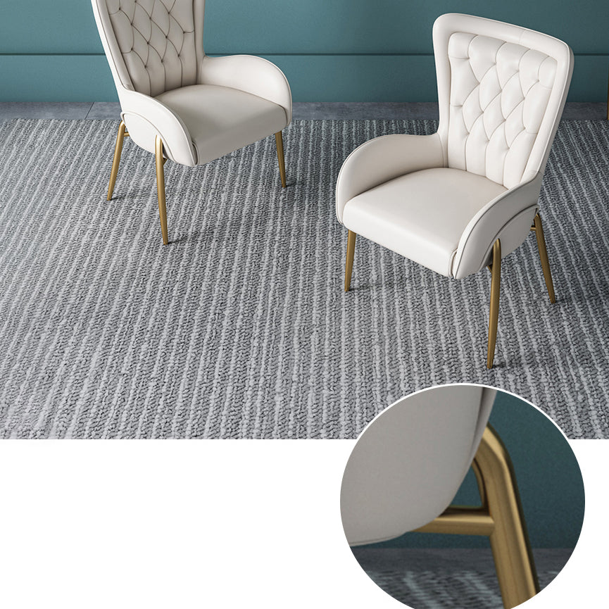 Noordse stijl metalen eetkamerstoelen Tufted Parsons armstoel voor restaurant