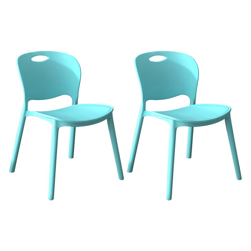 El comedor plástico contemporáneo preside la parte posterior abierta sin brazos que cena la silla lateral para el uso en el hogar