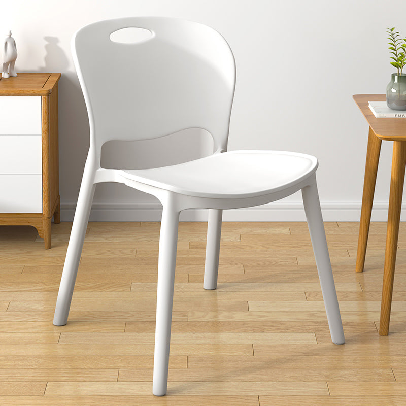 El comedor plástico contemporáneo preside la parte posterior abierta sin brazos que cena la silla lateral para el uso en el hogar