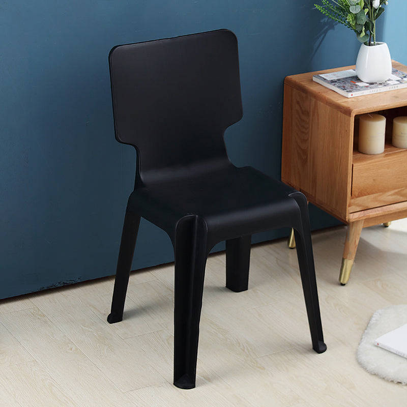 Chaise d'appoint en plastique pour marché nocturne scandinave, chaise de salle à manger à dossier solide, couleur claire