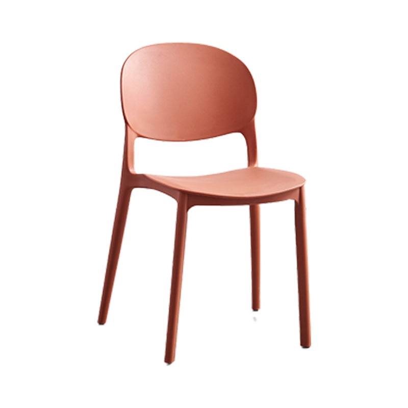 Chaise latéral de salle à manger en plastique mat