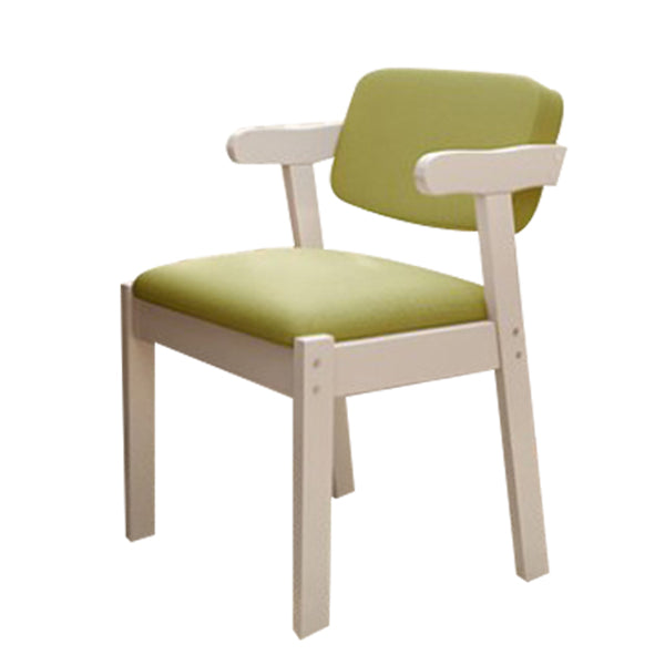 Chaise de salle à manger rembourrée au fini mat, fauteuil à dossier ouvert en hêtre scandinave