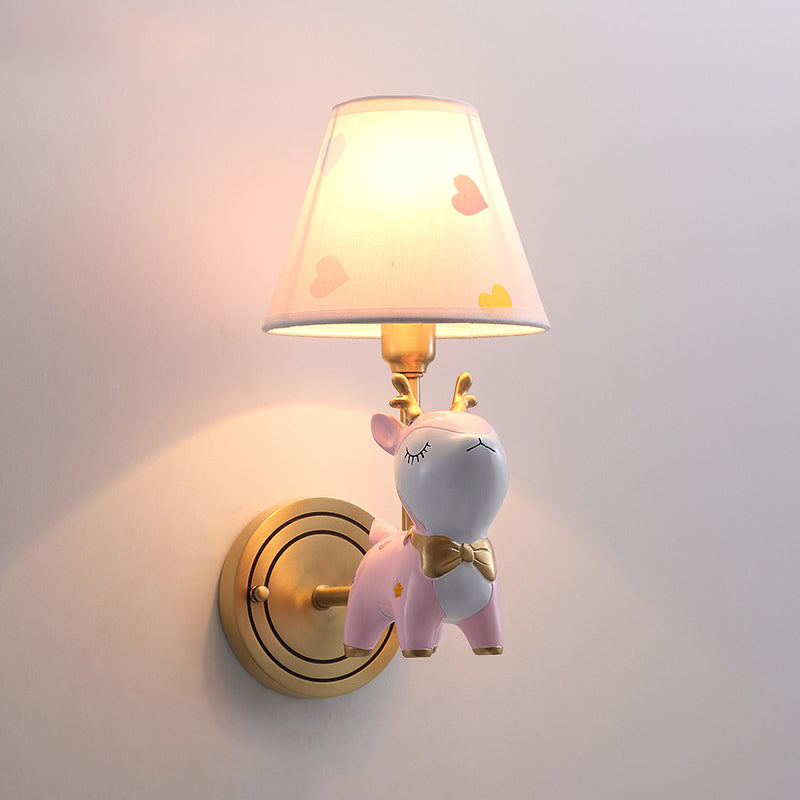 Geometrische wandwandeling Kinderstijl Metalen wandmontage Lichtmontage met stofschaduw