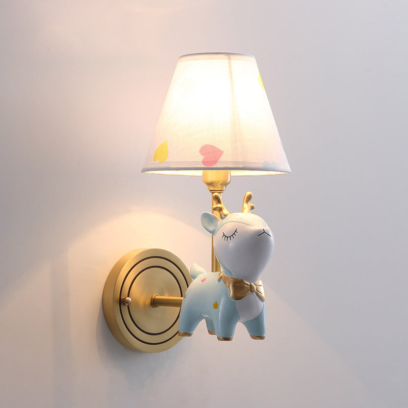 Geometrische wandwandeling Kinderstijl Metalen wandmontage Lichtmontage met stofschaduw