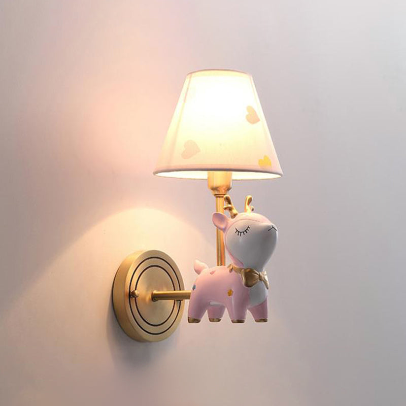 Geometrische wandwandeling Kinderstijl Metalen wandmontage Lichtmontage met stofschaduw