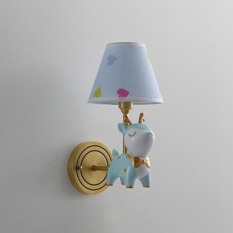 Geometrische wandwandeling Kinderstijl Metalen wandmontage Lichtmontage met stofschaduw