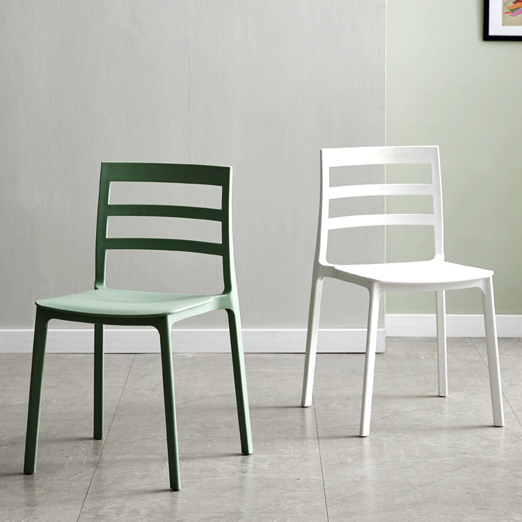 Esszimmerstühle im minimalistischen Stil mit Leiterlehne, armlose Esszimmerstühle aus Kunststoff für zu Hause