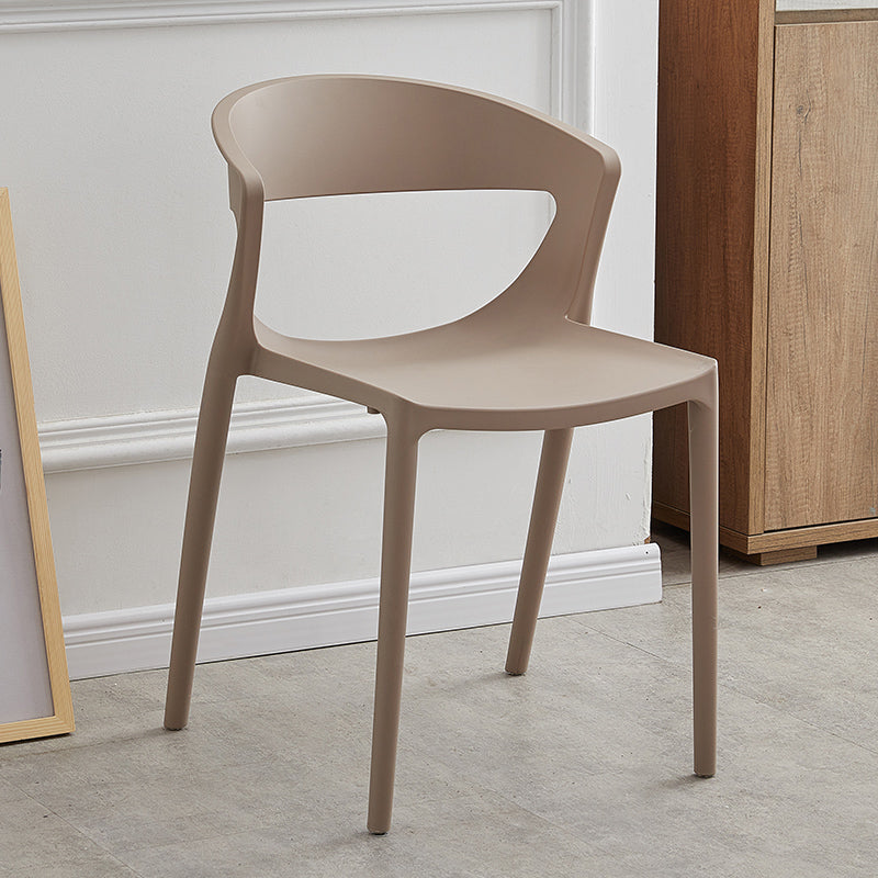 El plástico del estilo minimalista que cena las sillas sin brazos abre la parte posterior que cena la silla lateral