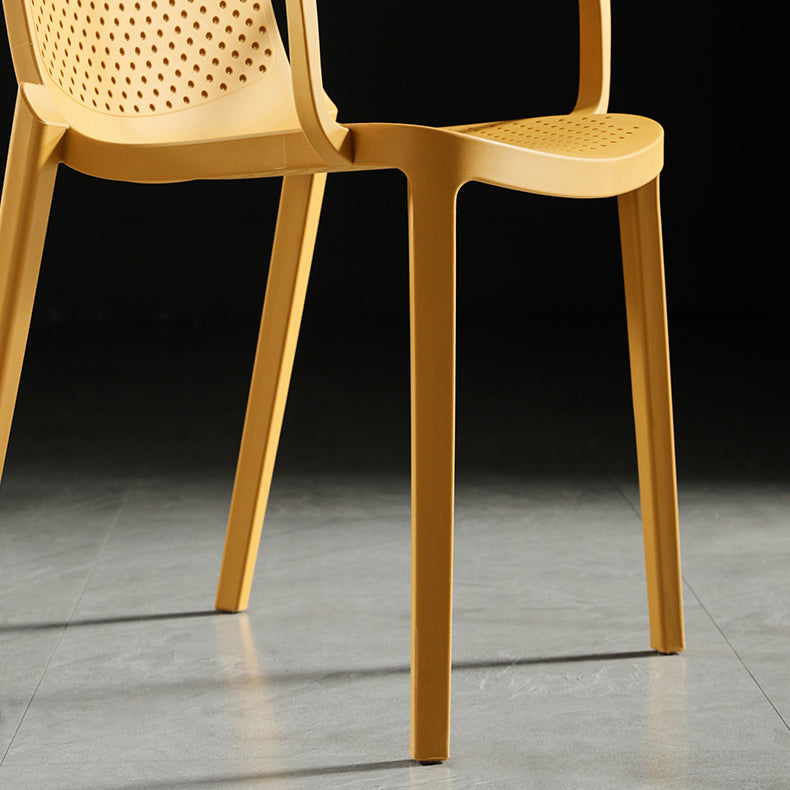 Sillas de comedor escandinavas Sillones con respaldo sólido de plástico (juego de 4)