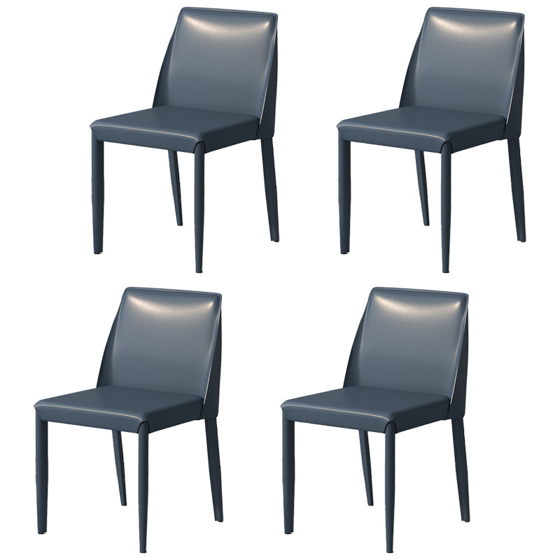 Sillas de comedor de cuero escandinavas Sillas laterales de comedor sin brazos con respaldo sólido
