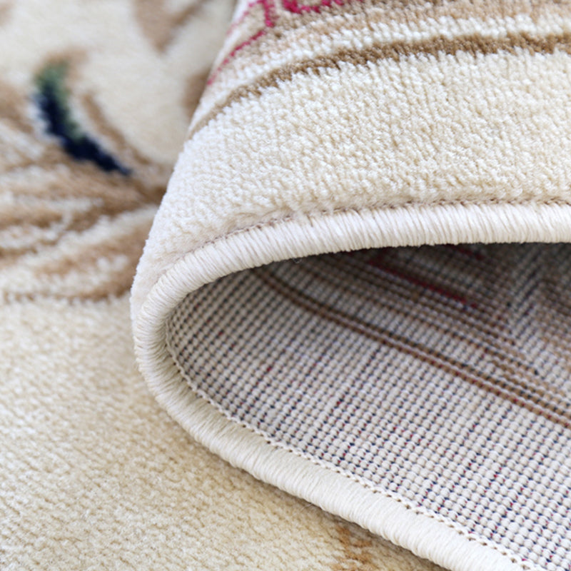 Traditional Flower Pattern Carpet Polyester Indoor Rug Stain Resistant Area Carpet for Living Room