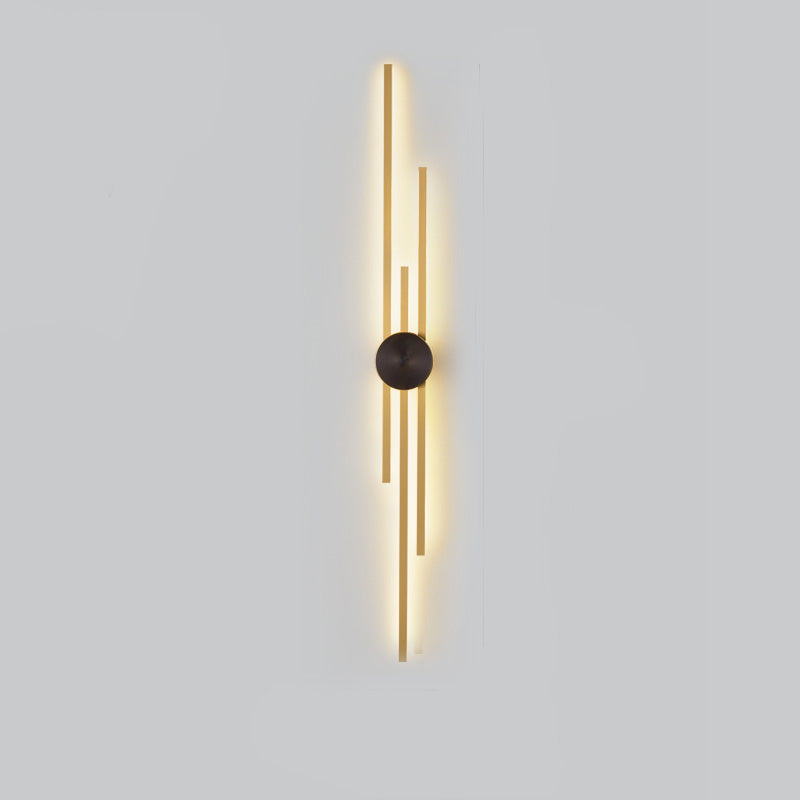 Moderne geometrische Wandleuchte mit mehrköpfiger Wohnzimmerwandhalterung mit Metallschatten