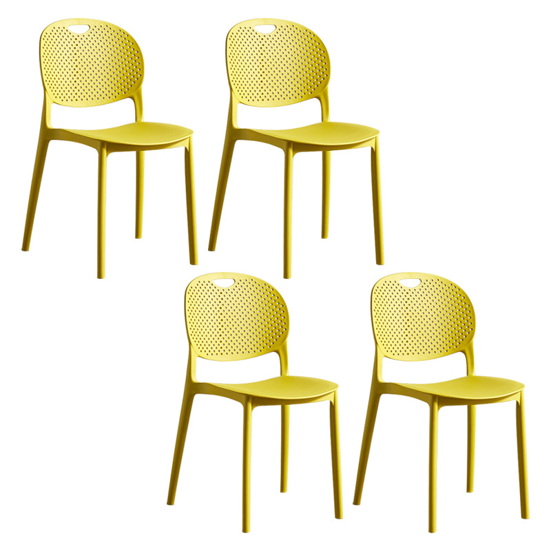 Chaise d'appoint en plastique contemporaine, empilable, sans accoudoirs, à dossier ouvert, pour salle à manger