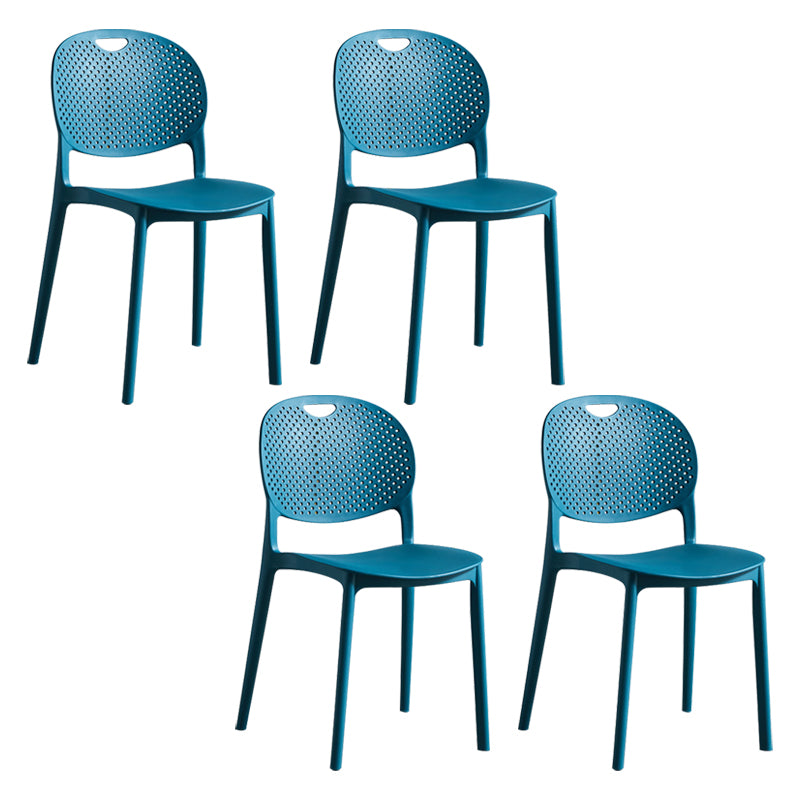 Chaise d'appoint en plastique contemporaine, empilable, sans accoudoirs, à dossier ouvert, pour salle à manger