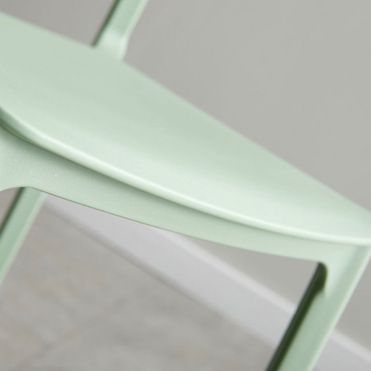 Silla lateral de plástico moderna para interiores y exteriores, silla lateral de comedor con respaldo abierto sin brazos