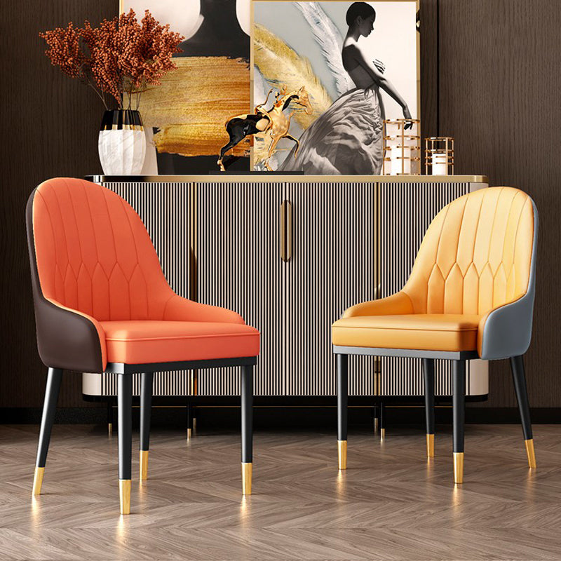 Sillón interior escandinavo Silla de comedor tapizada en metal con respaldo Parsons