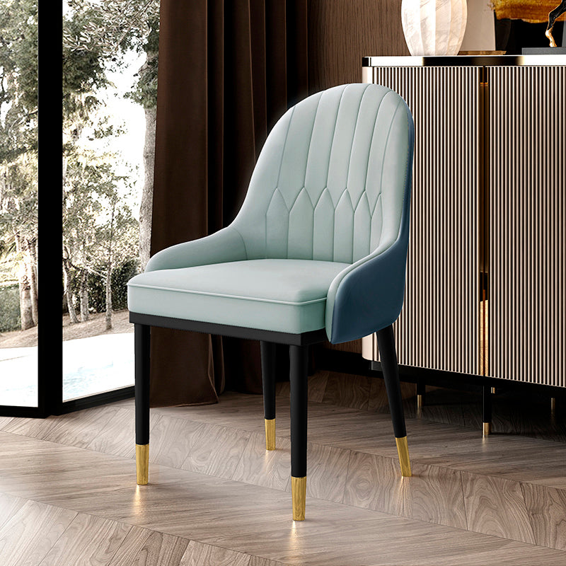 Sillón interior escandinavo Silla de comedor tapizada en metal con respaldo Parsons