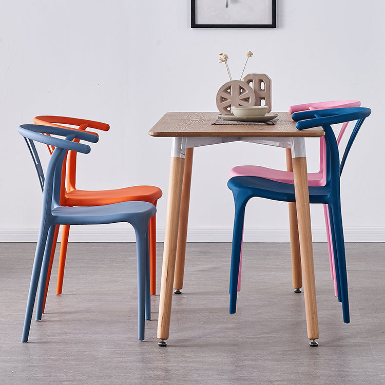 Sillas de comedor escandinavas de plástico sin brazos, silla auxiliar de comedor apilable (juego de 4)