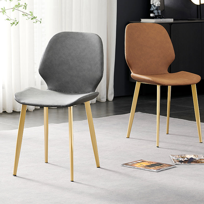 Chaise latérale en cuir de forme de coléoptère de restaurant Wingback finition mate dinant la chaise