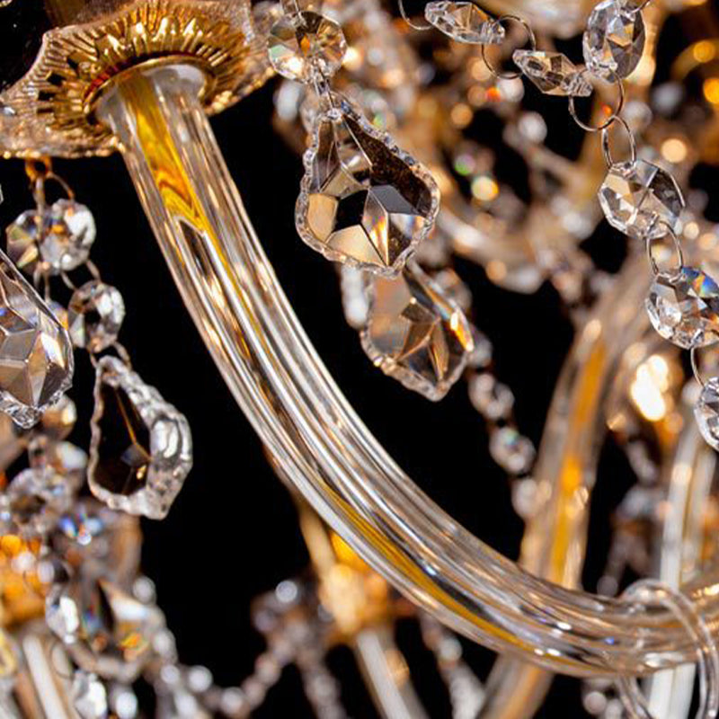 Nordic Style LED Chandelier Light 8 Lights Postmodern Style Crystal Pendant Light for Living Room