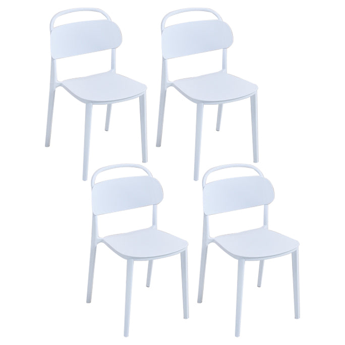 Chaise scandinave en plastique empilable à dossier ouvert au fini mat (Ensemble de 4)