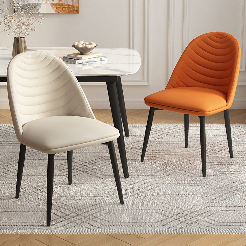 Sillas de comedor de metal contemporáneas tapizadas sin brazos, sillas de cuero para uso doméstico