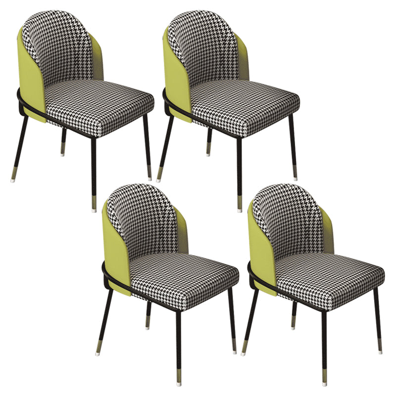 Sillas sin brazos de comedor de metal Glam, sillas tapizadas de comedor para restaurante