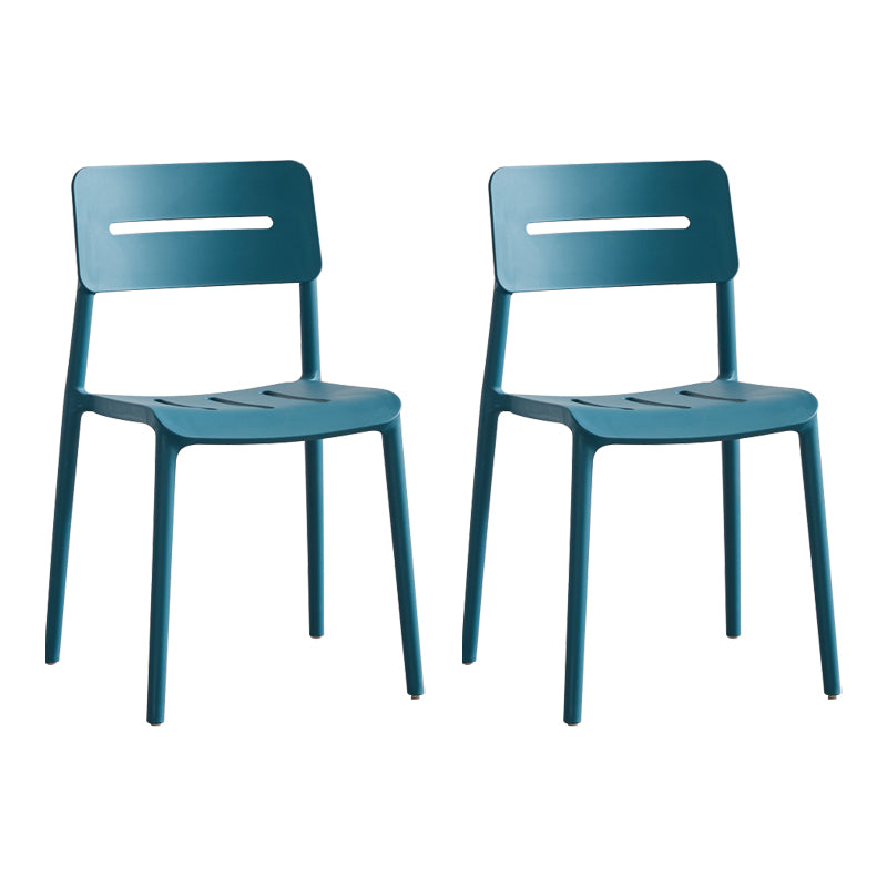 Chaises de salle à manger en plastique de style moderne, chaise latérale empilable à dossier ouvert pour la cuisine