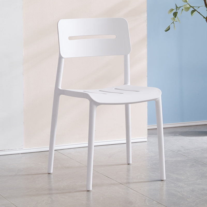 Chaises de salle à manger en plastique de style moderne, chaise latérale empilable à dossier ouvert pour la cuisine