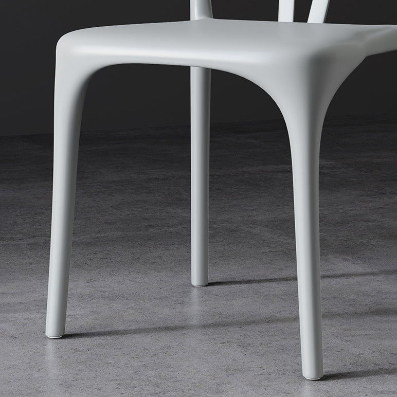Chaises de restauration en plastique de style moderne