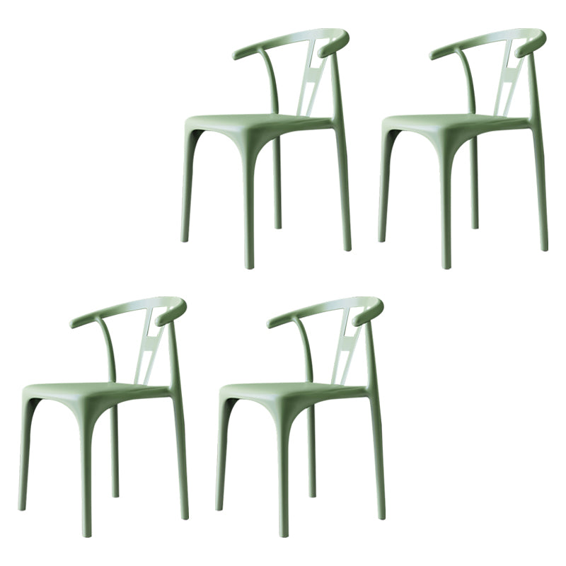 Chaises de restauration en plastique de style moderne