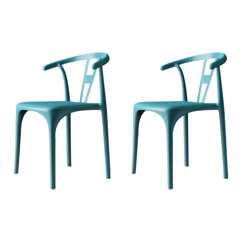Chaises de restauration en plastique de style moderne