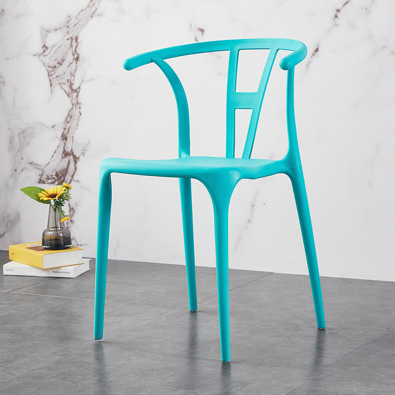 Chaises de salle à manger en plastique de style moderne, chaises de salle à manger empilables pour la cuisine