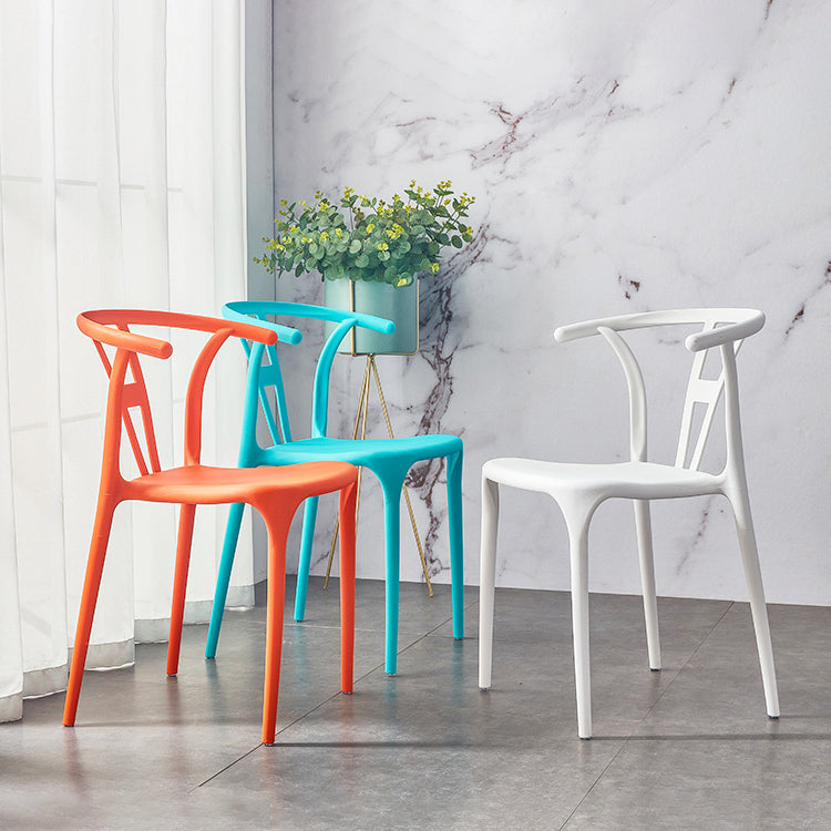 Chaises de salle à manger en plastique de style moderne, chaises de salle à manger empilables pour la cuisine