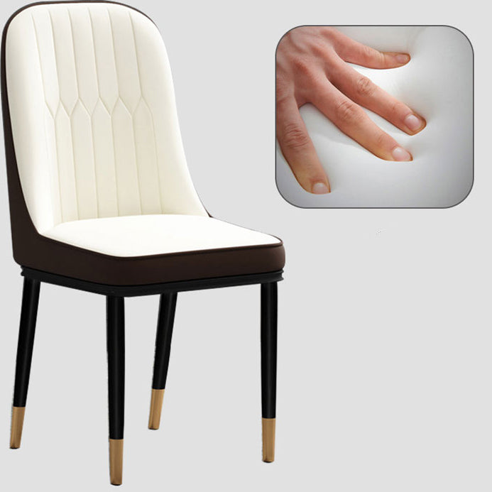 El comedor atractivo del metal del estilo preside la silla de cuero sin brazos de Parsons para el restaurante