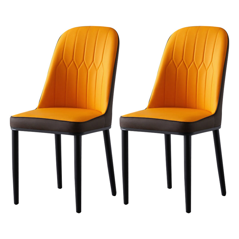 El comedor atractivo del metal del estilo preside la silla de cuero sin brazos de Parsons para el restaurante