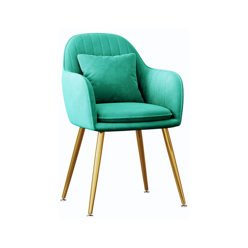 Silla de comedor de metal de estilo escandinavo Silla tapizada dormitorio con brazo