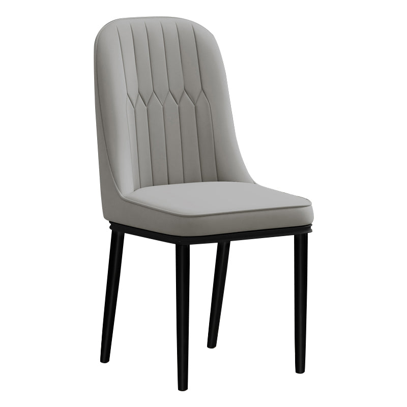 Silla de comedor de estilo escandinavo, silla acolchada con respaldo sólido de comedor de metal