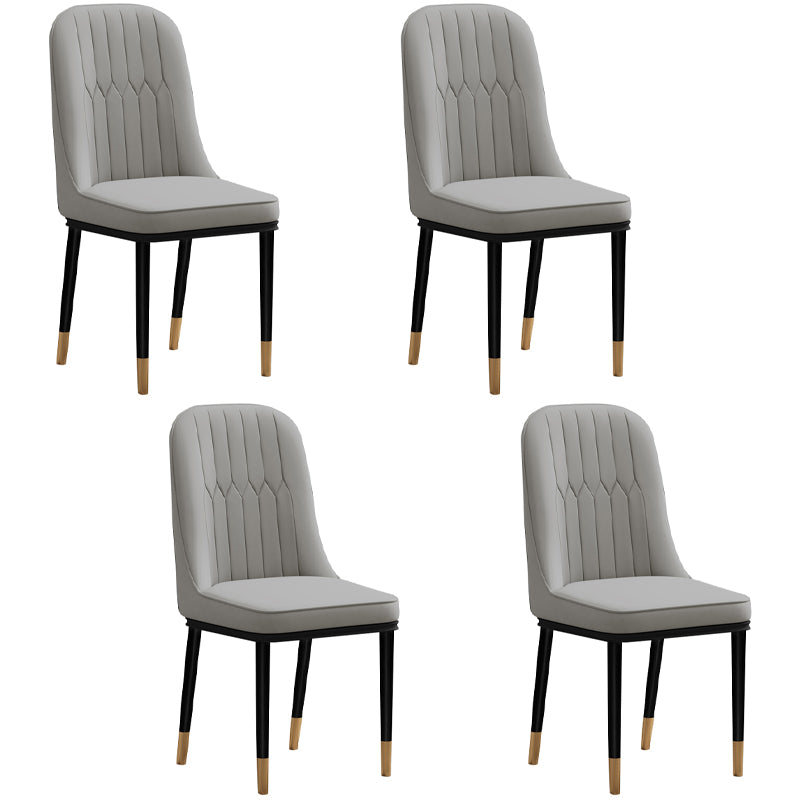 Silla de comedor de estilo escandinavo, silla acolchada con respaldo sólido de comedor de metal