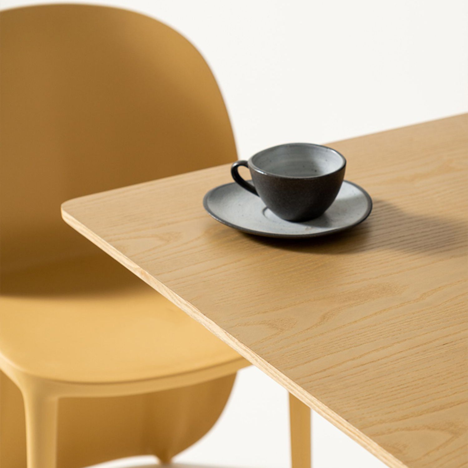 Industriële vierkante eettafel voetstuk eettafel voor thuiskeukendiner