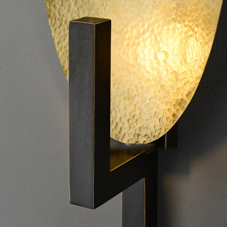 Lámparas de pared geométrica de metal Estilo moderno 1 Luz de luz Luz de luz en oro