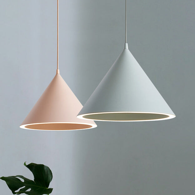 Gelakte ijzeren led hanglamp in moderne creatieve stijl acryl taps toelopende macaron hangende lamp