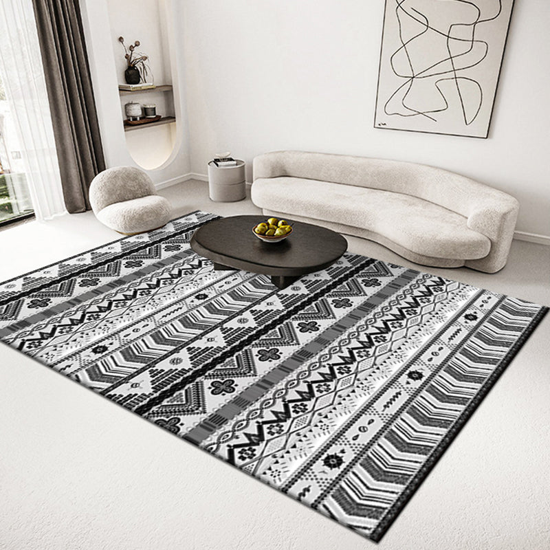 Persian Tribal Pattern Rug Polyester Carpet Non-Slip Backing Area Rug for Home Decoration