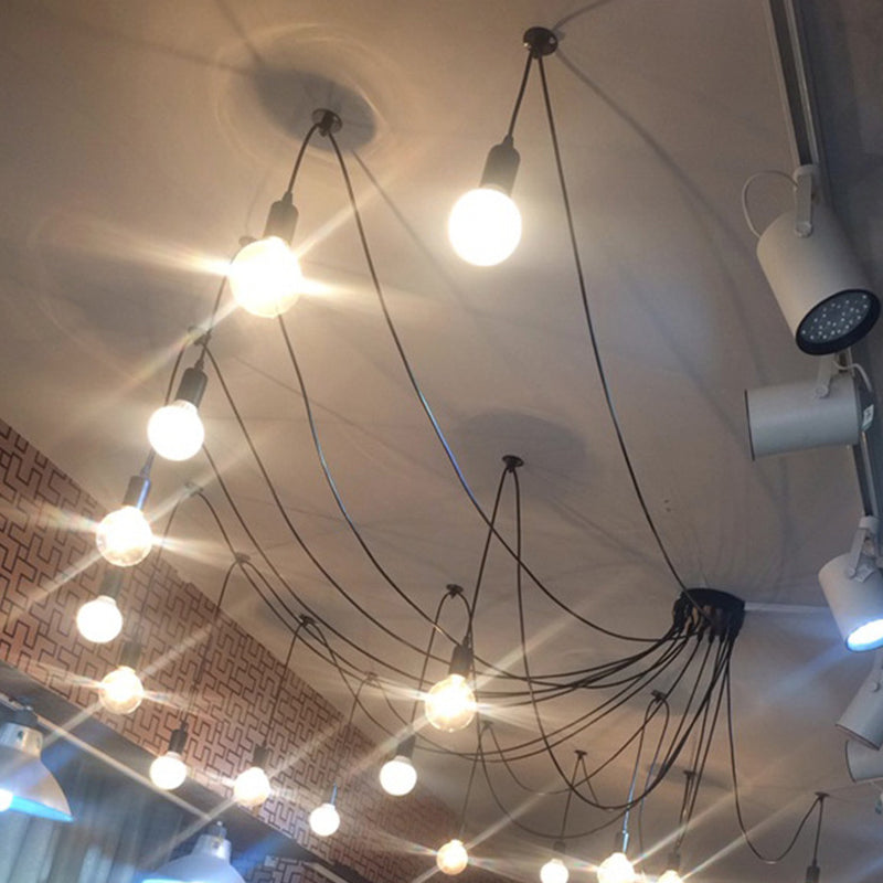 Luce a ciondolo a ciondolo a più luci in stile industriale in lampadina di bulbo per ristorante