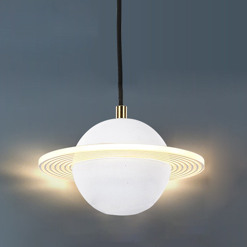 Globe zeitgenössischer Stil Hanging Lampe Acryl -Einweihlampe Lampe