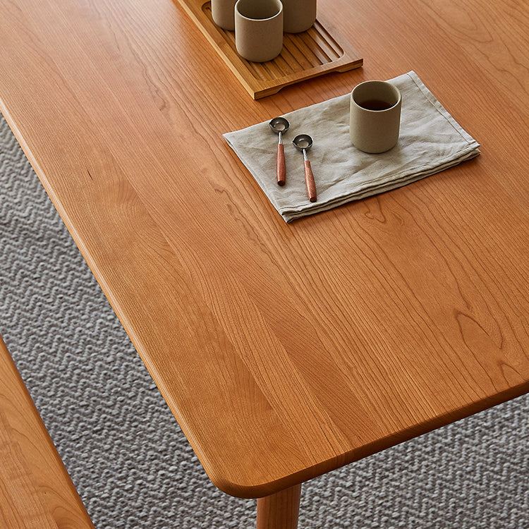 Traditional Luxury Rectangle Dining Table Solid Wood Table with 4 Legs for Dining Room